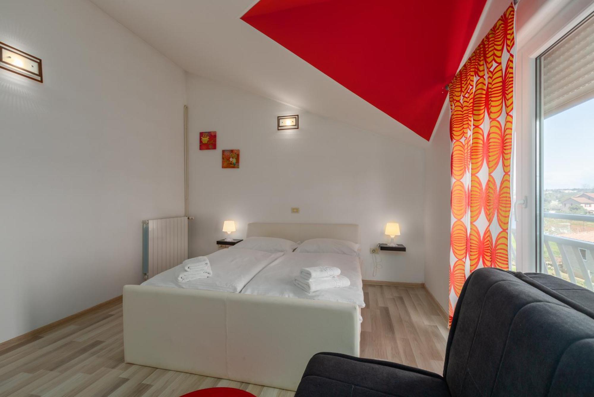 Trbovic Peaceful With Free Parking, Pet-friendly, And Bike Storage In Apartmán