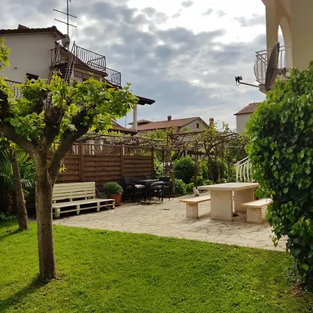 Trbovic Apartments Peaceful Stay With Free Parking, Pet-Friendly, And Bike Storage In Umag Exterior photo