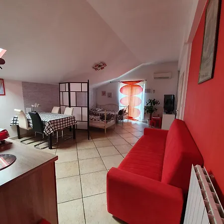 Trbovic Apartments Peaceful Stay With Free Parking, Pet-Friendly, And Bike Storage In Umag Exterior photo