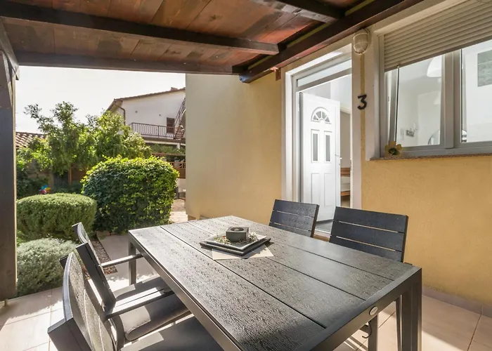 Trbovic Apartments Peaceful Stay With Free Parking, Pet-Friendly, And Bike Storage In Umag