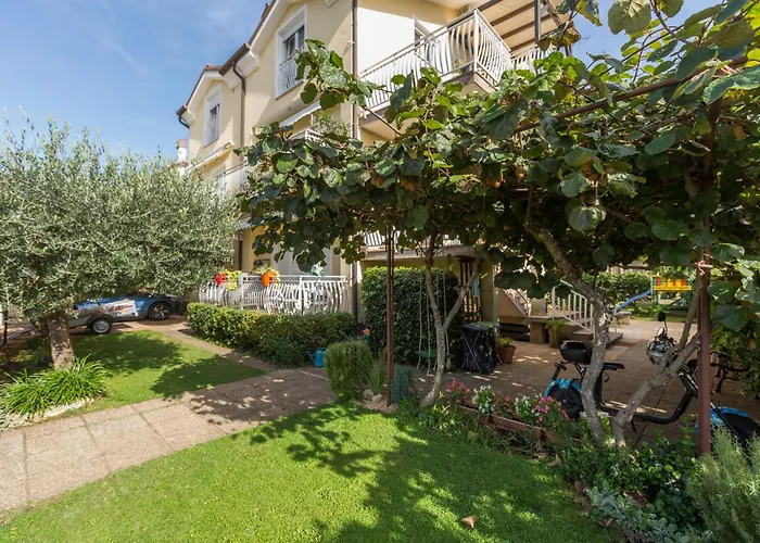 Trbovic Apartments Peaceful Stay With Free Parking, Pet-Friendly, And Bike Storage In Umag