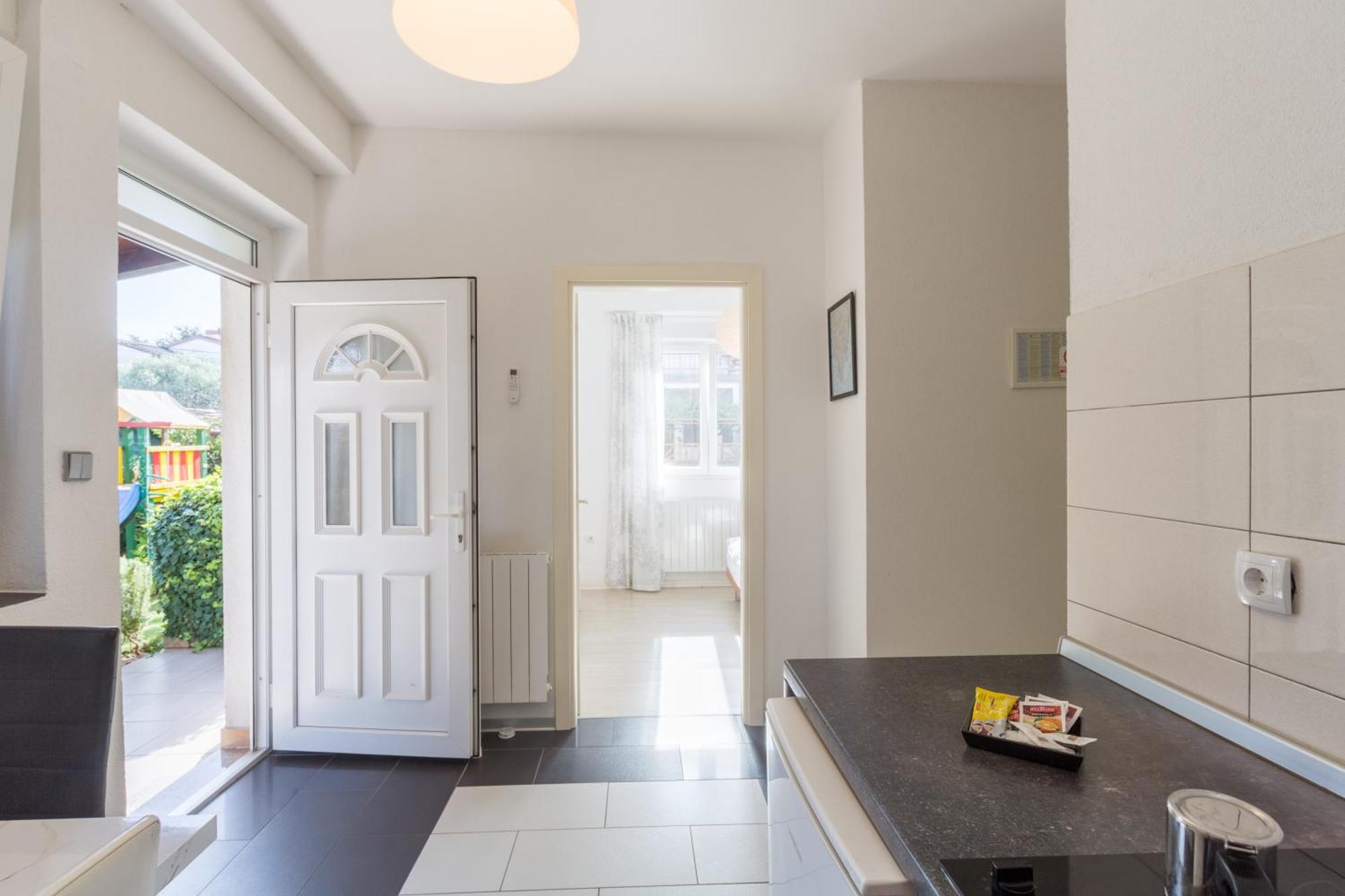 Trbovic Peaceful With Free Parking, Pet-friendly, And Bike Storage In