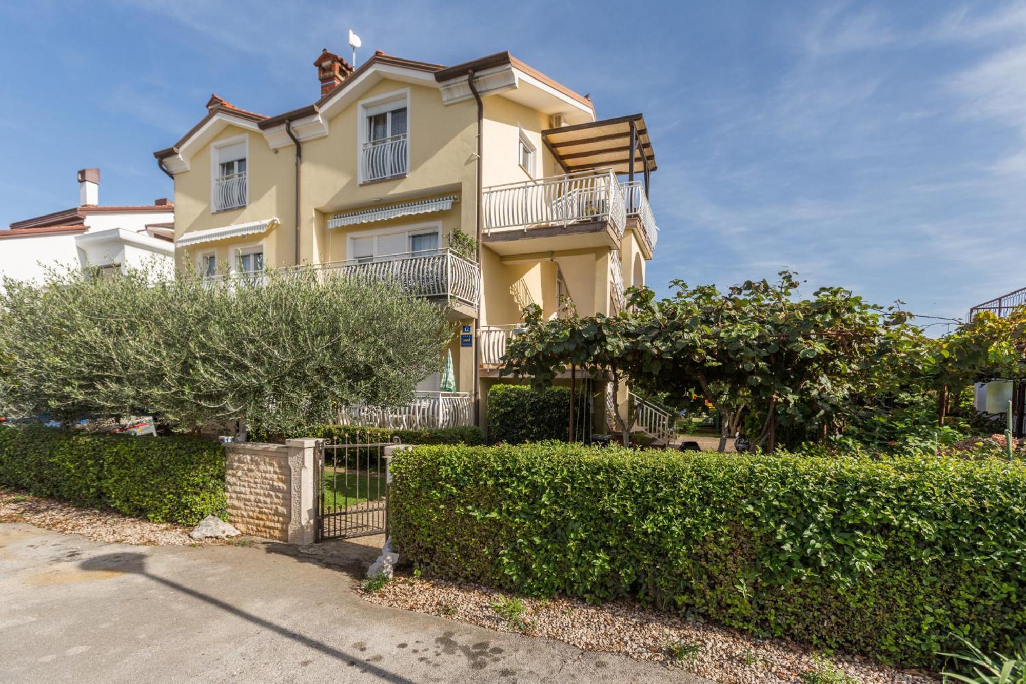 Trbovic Peaceful With Free Parking, Pet-friendly, And Bike Storage In *