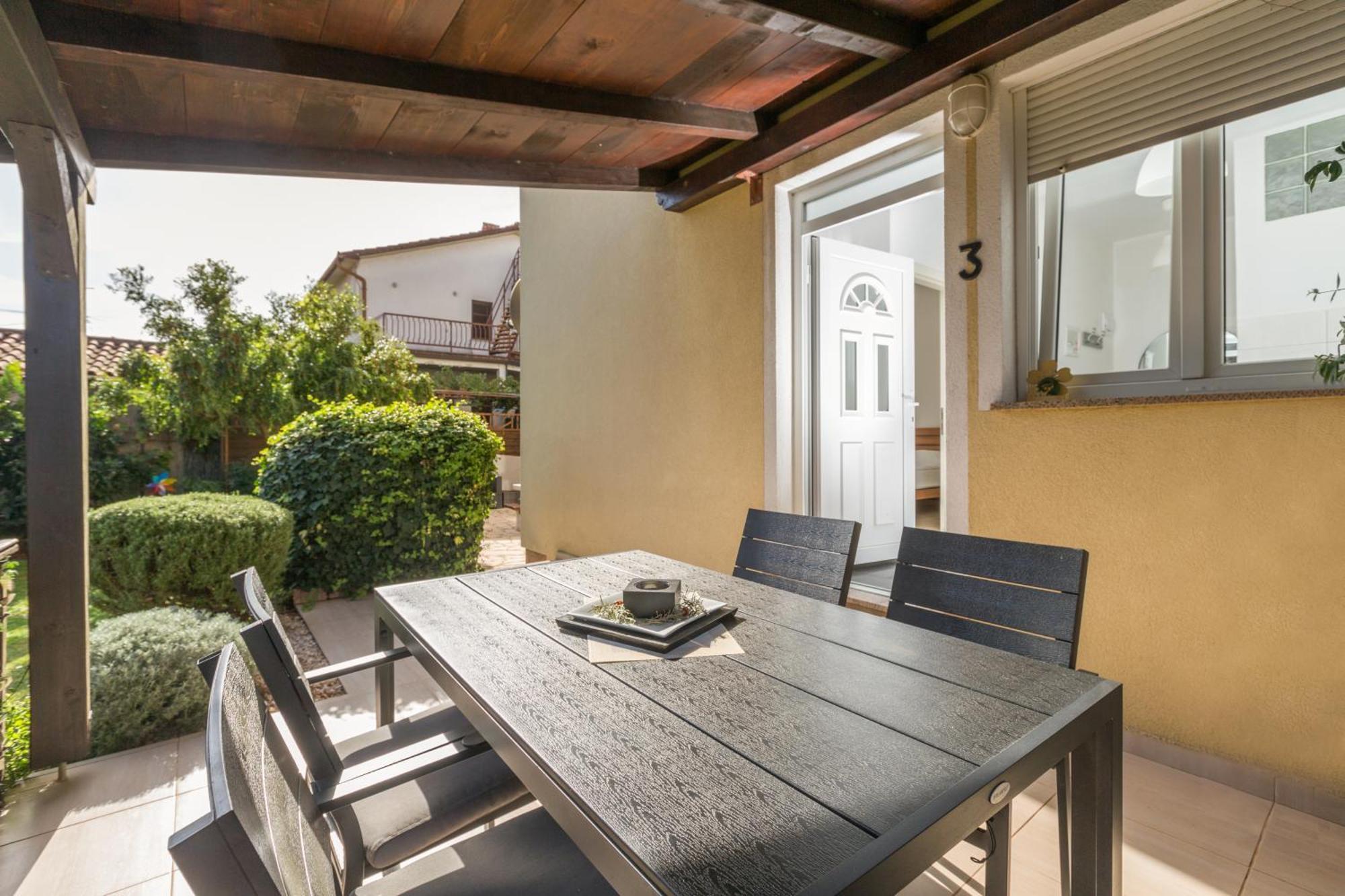 Trbovic Peaceful With Free Parking, Pet-friendly, And Bike Storage In Umag