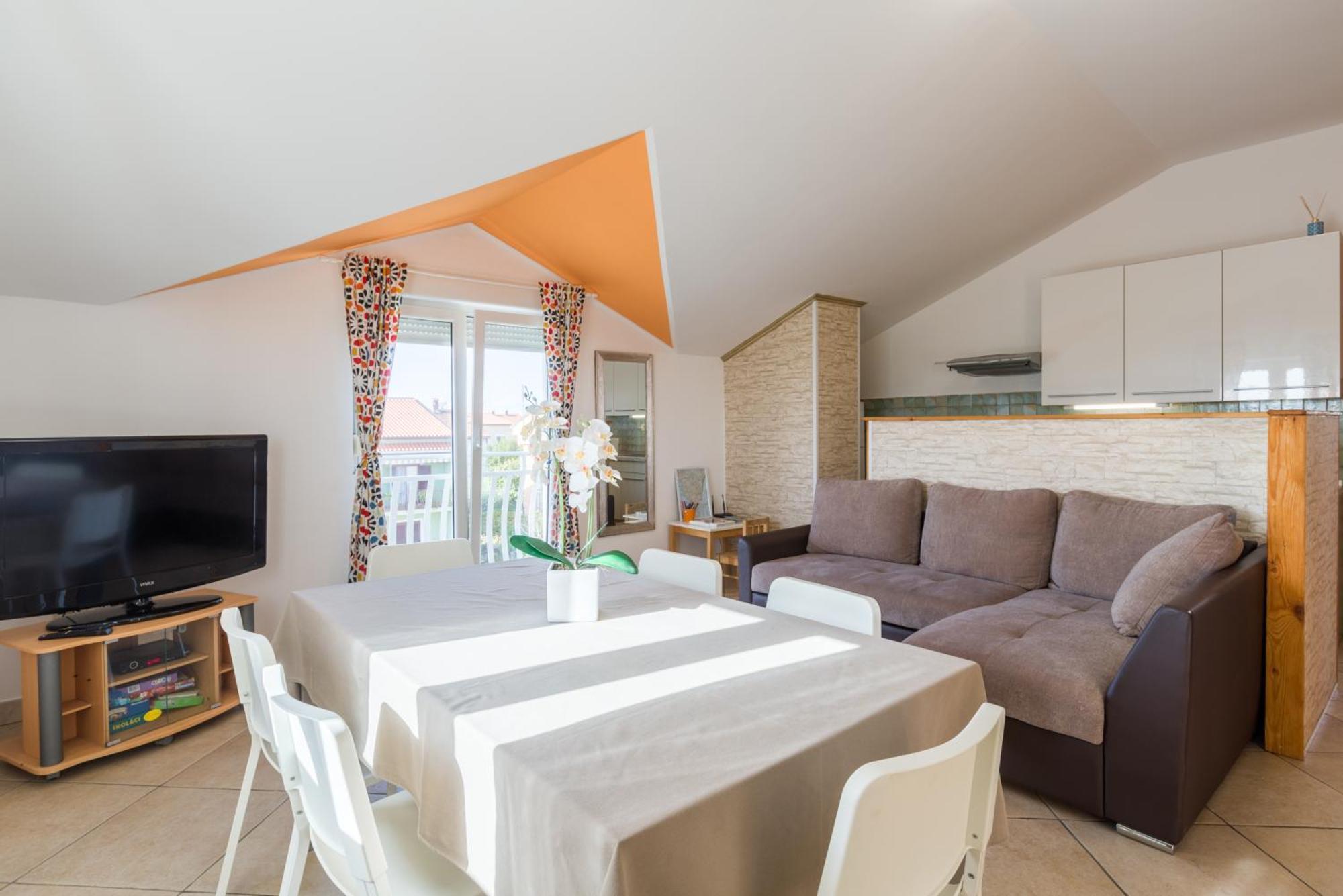 Trbovic Peaceful With Free Parking, Pet-friendly, And Bike Storage In * Umag